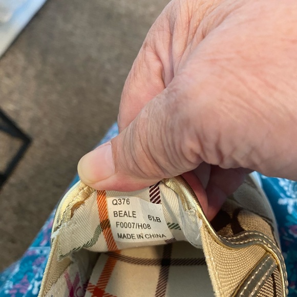 Coach canvas loafer slip on. Size 6 1/2M. Only worn once and in original box. - Picture 4 of 9